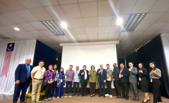 216875A6-C699-4BEF-AA1D-4853921BC0EE