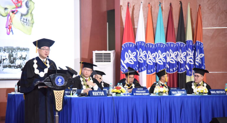 Scientific Oration President Houkin