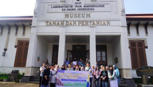Dokumentasi 4 - Summer Course IKK